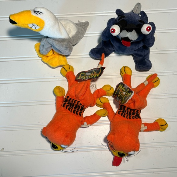 Lot of 4 Beanie Meanies 3 Have Tags Avg size 6x5" 2 Cats, Peeping Tom Cat, Duck - Picture 3 of 8